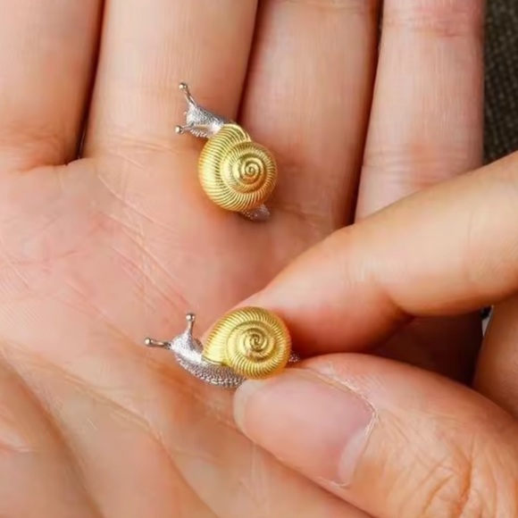 Petite Snail Gold Silver Earrings - Picture 1 of 9
